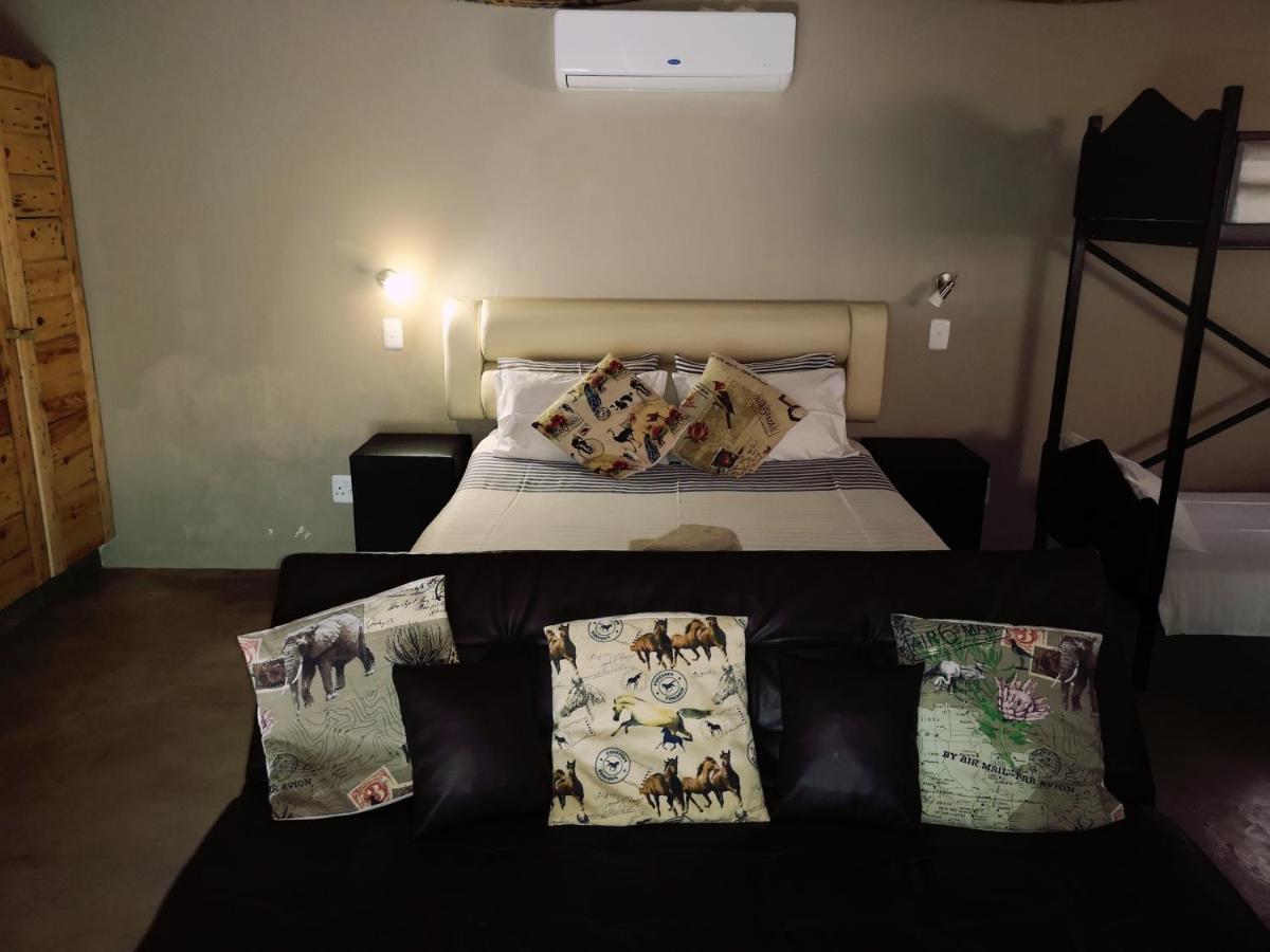 Aaa Rose Garden Guesthouse Mookgophong Dış mekan fotoğraf