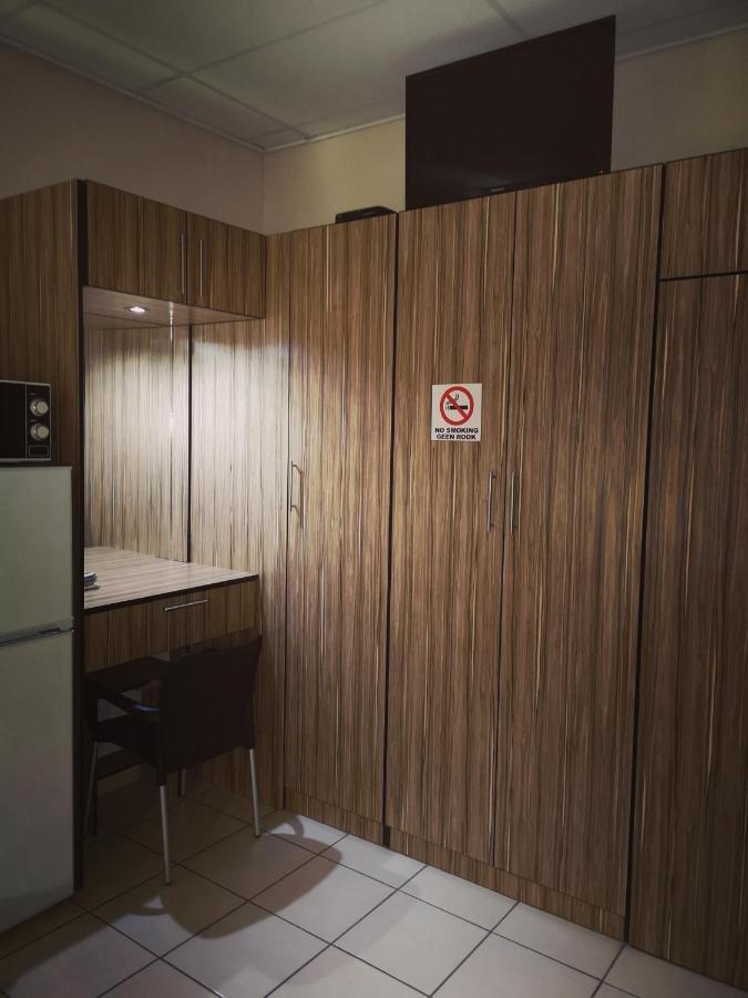 Aaa Rose Garden Guesthouse Mookgophong Dış mekan fotoğraf